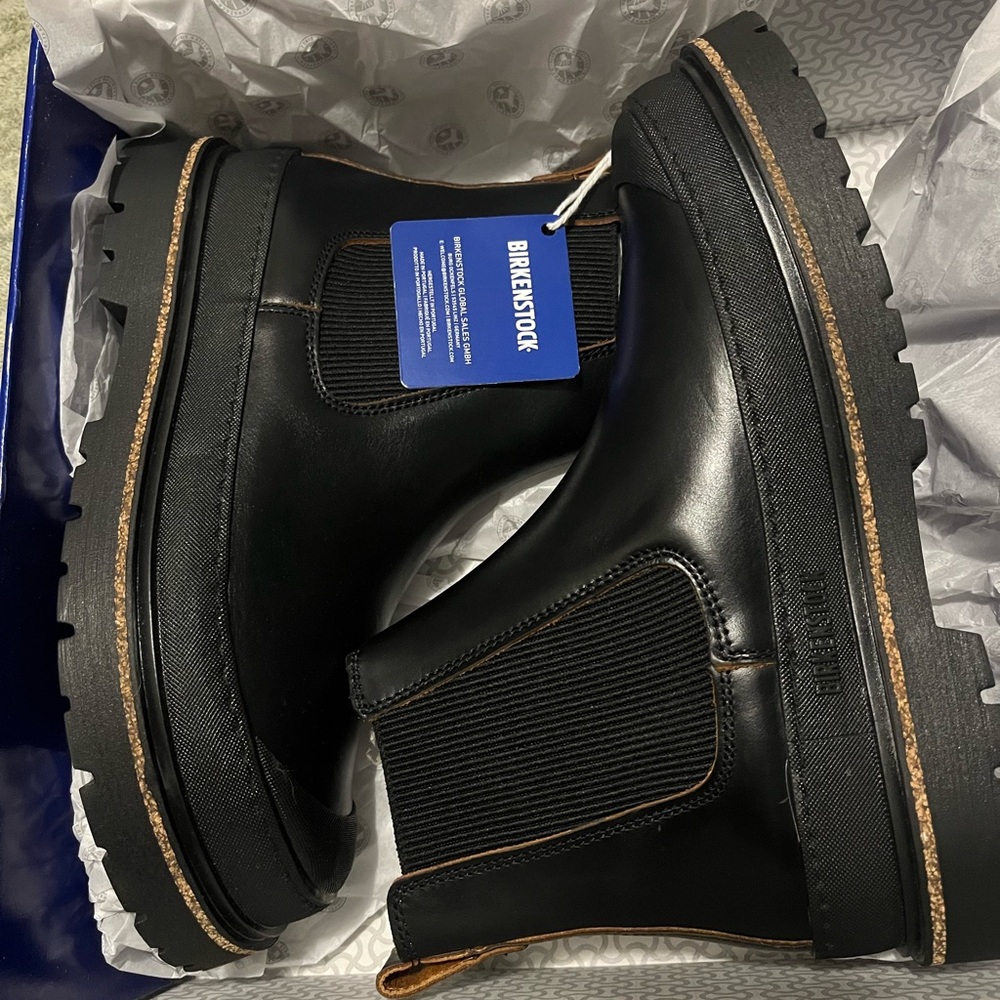 Birkenstock Women’s Black Leather Chelsea Boots